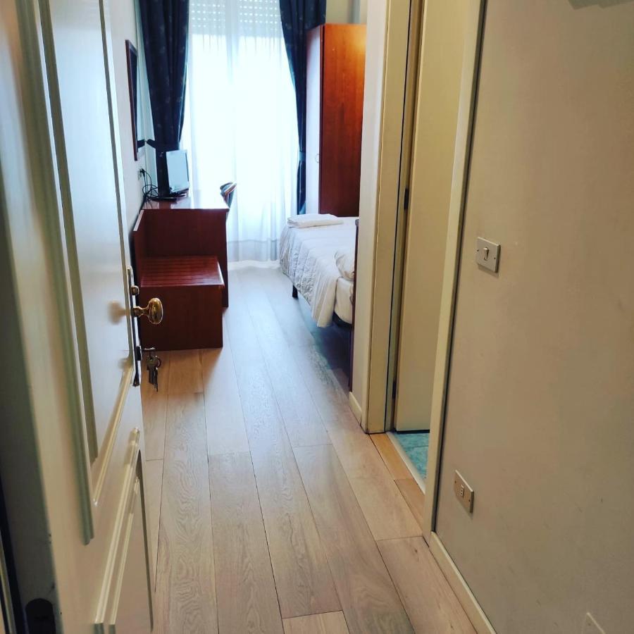 Hotel Laura Roma Eksteriør bilde